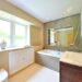 Minimalistisk design til dit badeværelse: Inspiring bruseforhæng og bruseplade-idéer